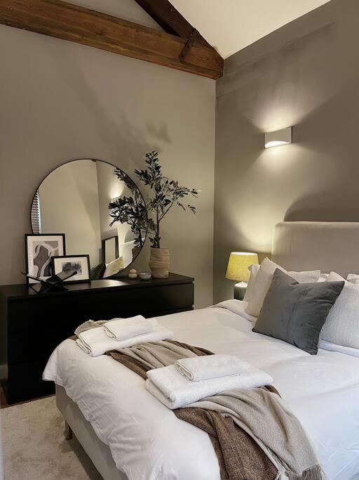 Cosy 2 Bedroom Apartment 托德莫登 外观 照片