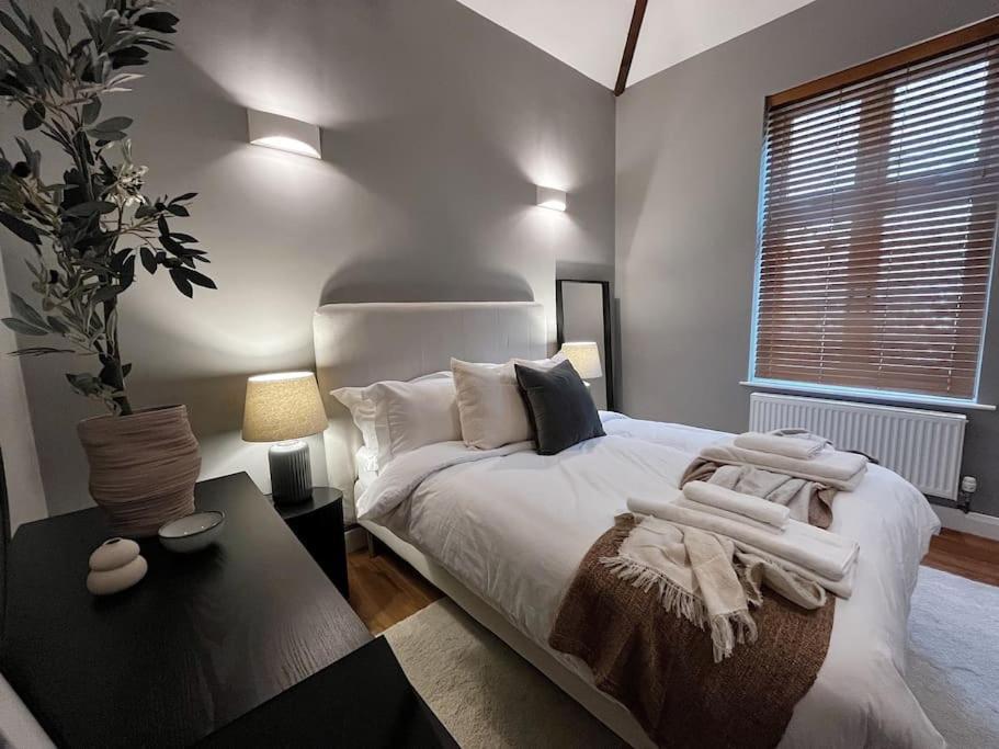 Cosy 2 Bedroom Apartment 托德莫登 外观 照片