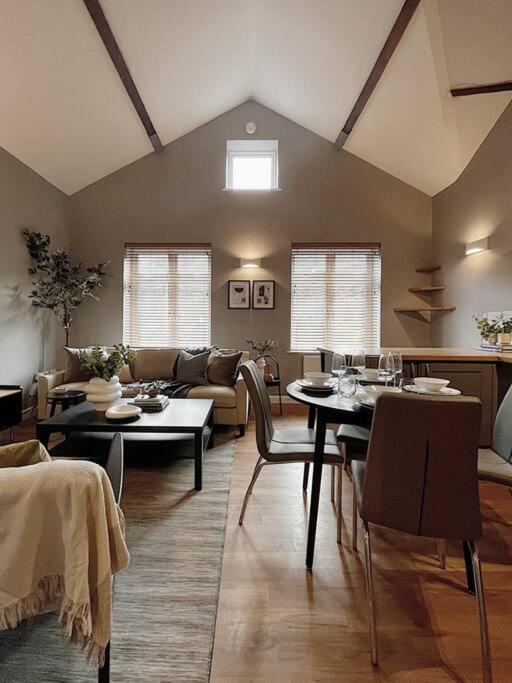 Cosy 2 Bedroom Apartment 托德莫登 外观 照片