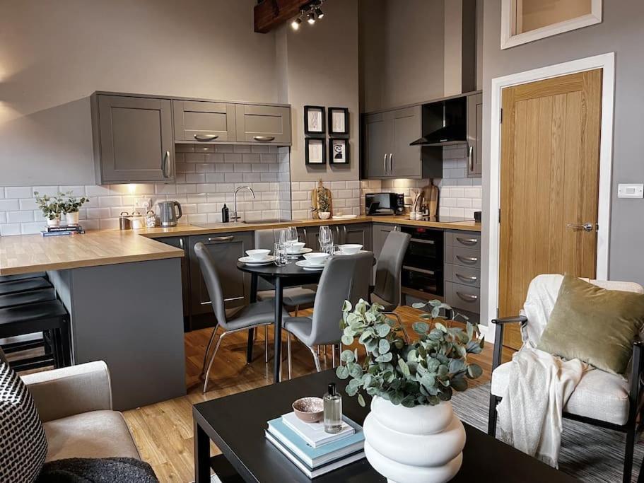 Cosy 2 Bedroom Apartment 托德莫登 外观 照片